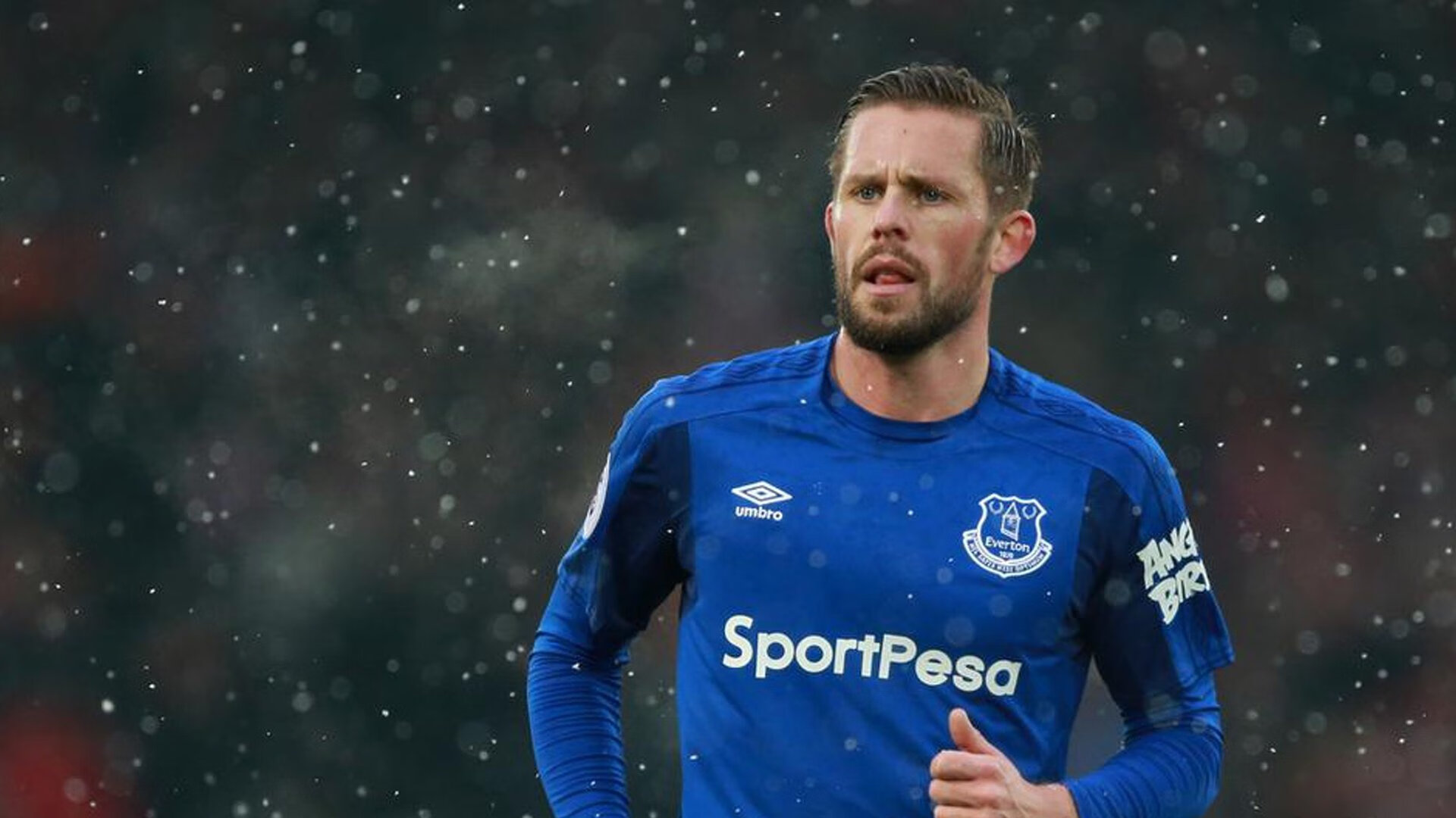 仰泳末段加速吉尔吉斯斯坦抢占先机，仰泳2017